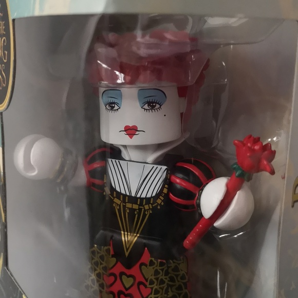 Disney Red Queen Alice Through the Looking Glass Collector ViniMates New in Box - Picture 3 of 5